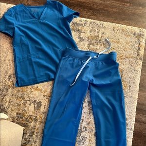 Figs 3 pocket top and Livingston pants